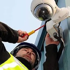 Beltéri és kültéri biztonsági kamera szett 11 Dome kamera szerelés
